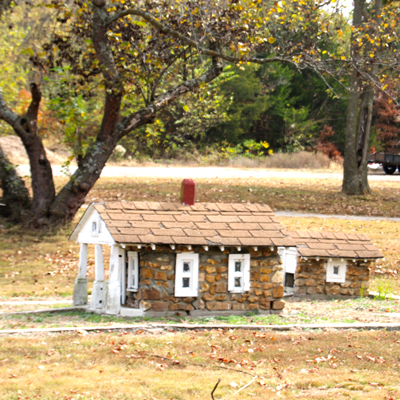 Gunn Park Doll Houses