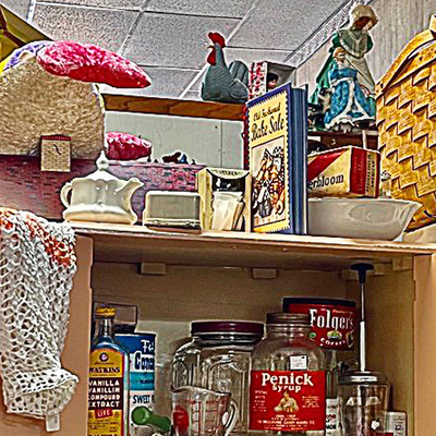 Wilson - Grannyâ€™s Junktiques